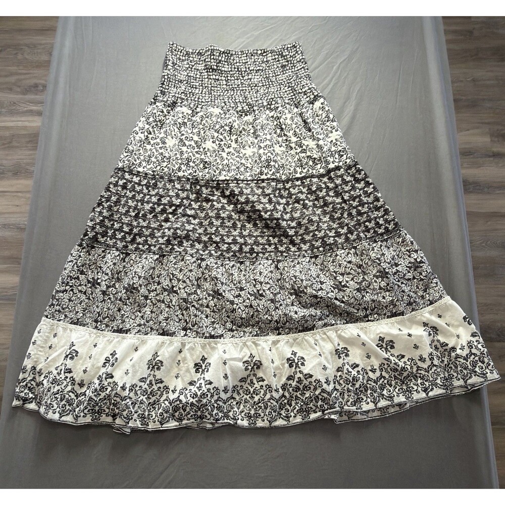 Yessica Women’s Size 8-10, EU-40 Black and White Strapless Floral A-Line Dress